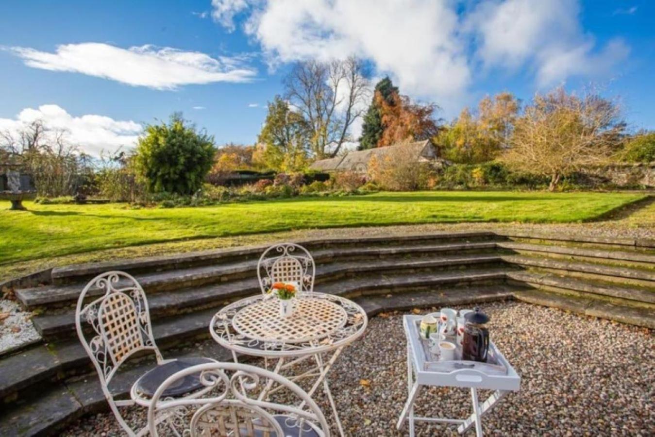 The Garden Flat - Ardullie Apartment